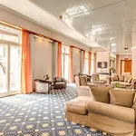 King Hotel 3*