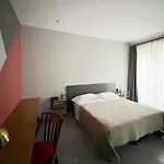 King Hotel 3*