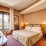 King Hotel 3*