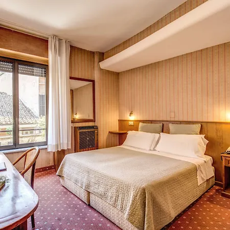 King Hotel 3*